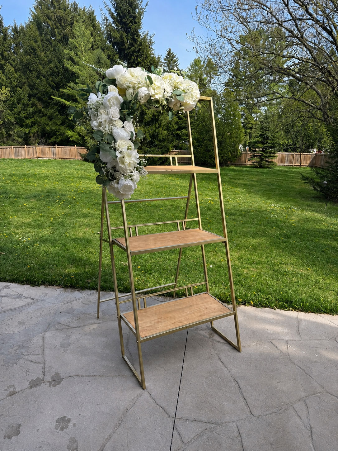 Gold/Wood Display Stand