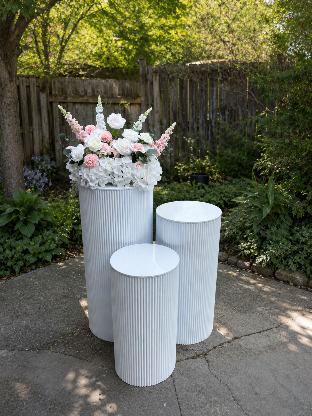 White Metal Ribbed Display Plinths