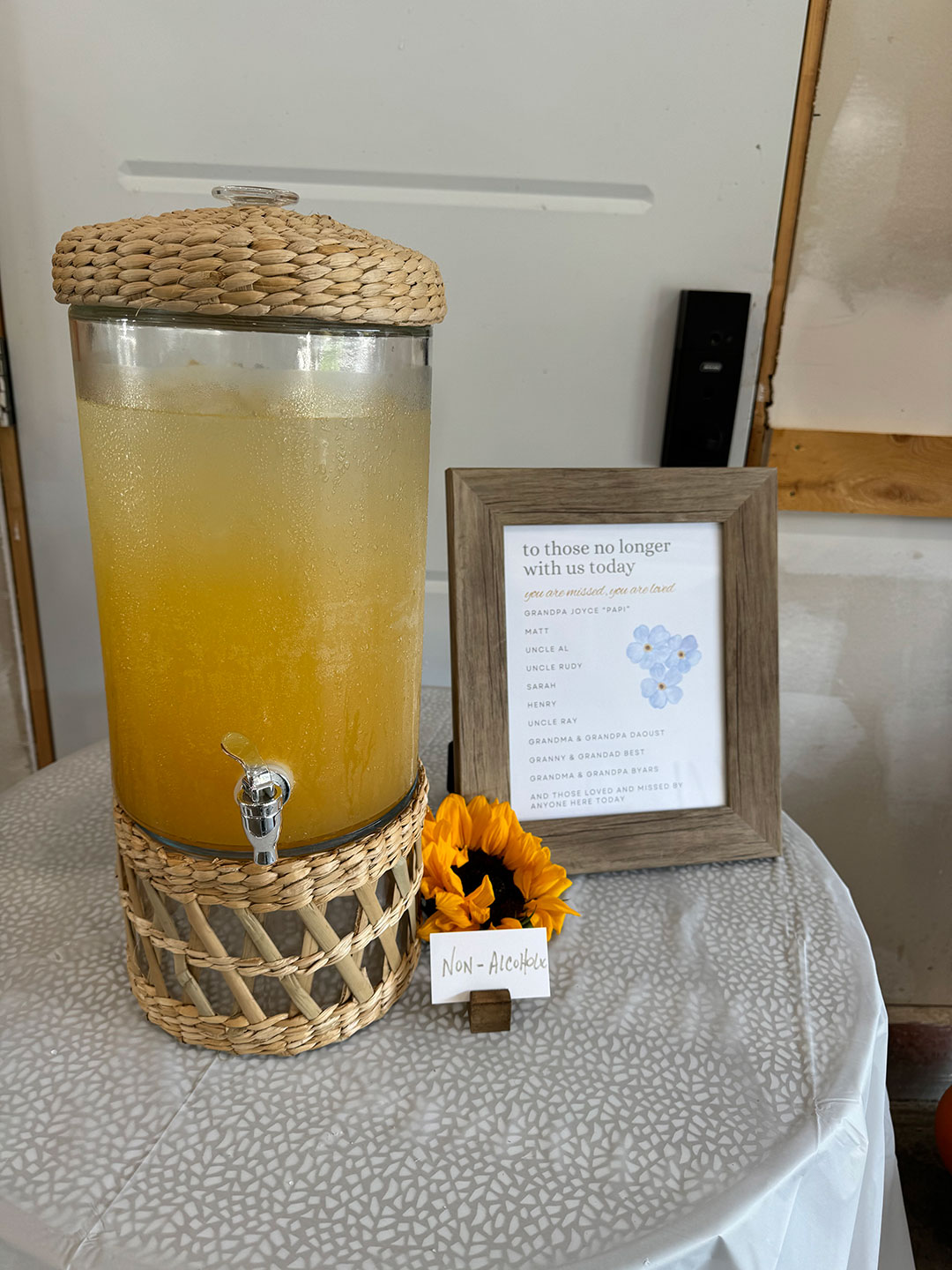 Juice-Dispenser-Full-Low